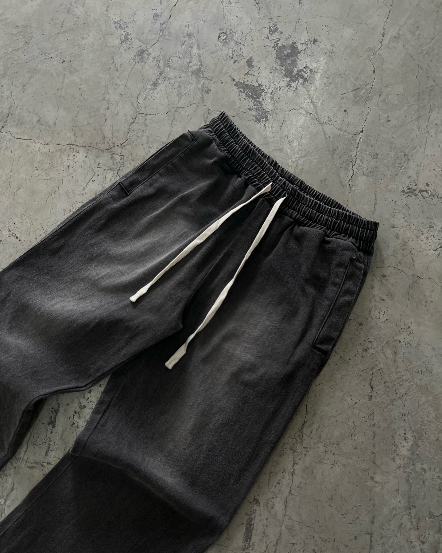 Inverse purple sweats