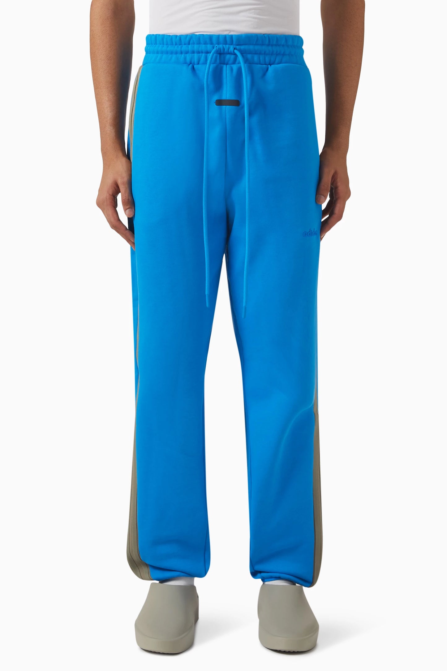 Inverse blue sweats